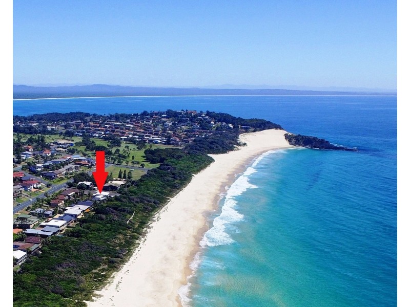 4 Burrawong Place, Forster NSW 2428