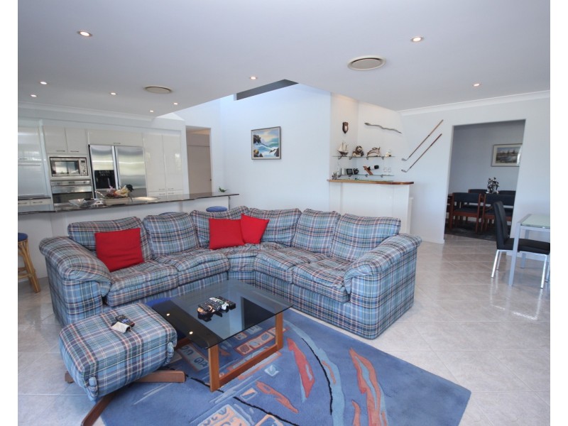 5 The Boulevard, Tallwoods Village NSW 2430