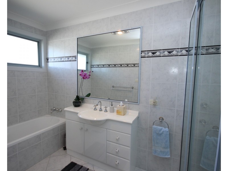 5 The Boulevard, Tallwoods Village NSW 2430