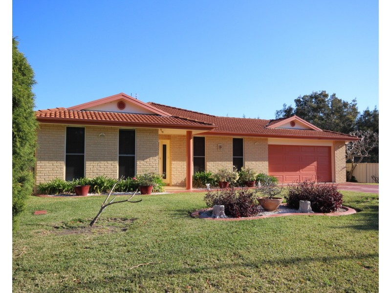 137 The Southern Parkway, Forster NSW 2428