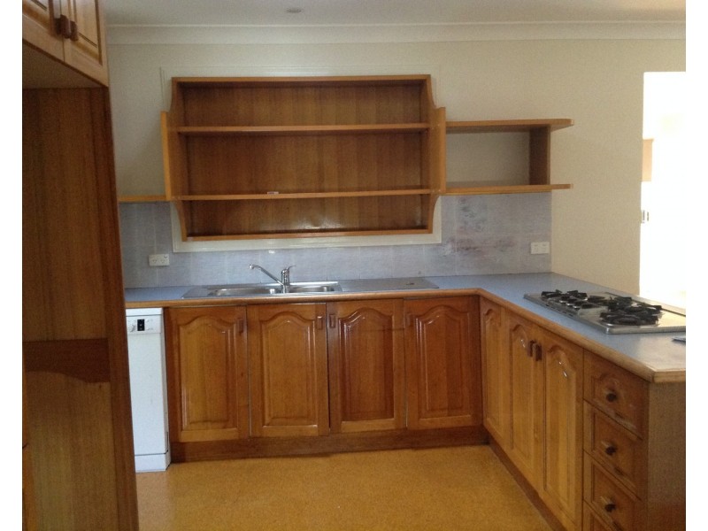 13 Emerald Place, Green Point NSW 2428