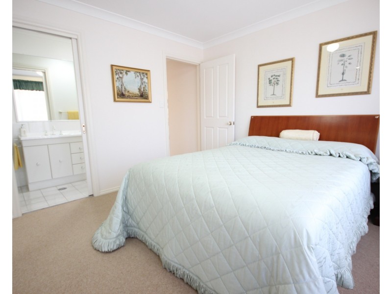 1/20 Amanda Crescent, Forster NSW 2428