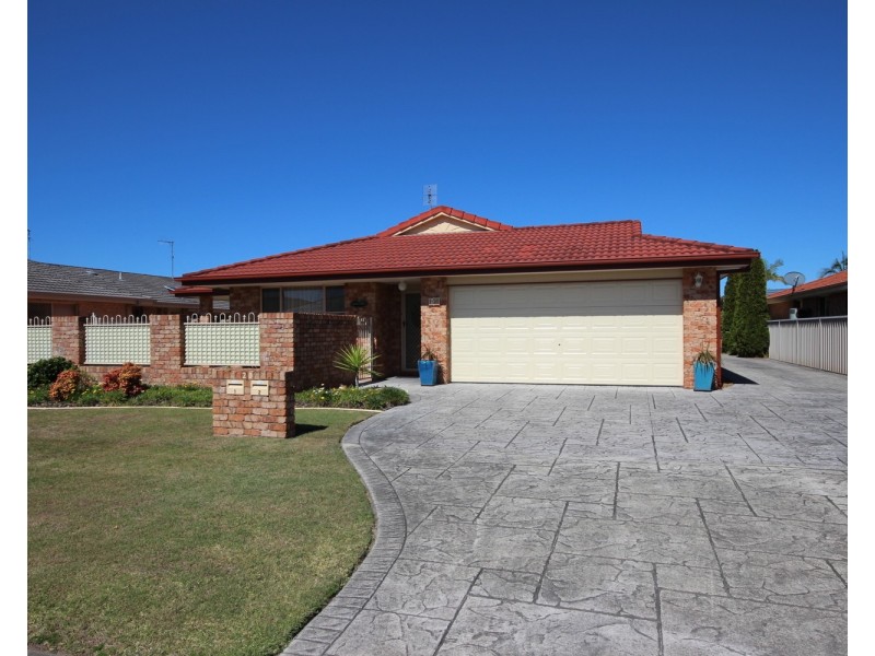 1/20 Amanda Crescent, Forster NSW 2428