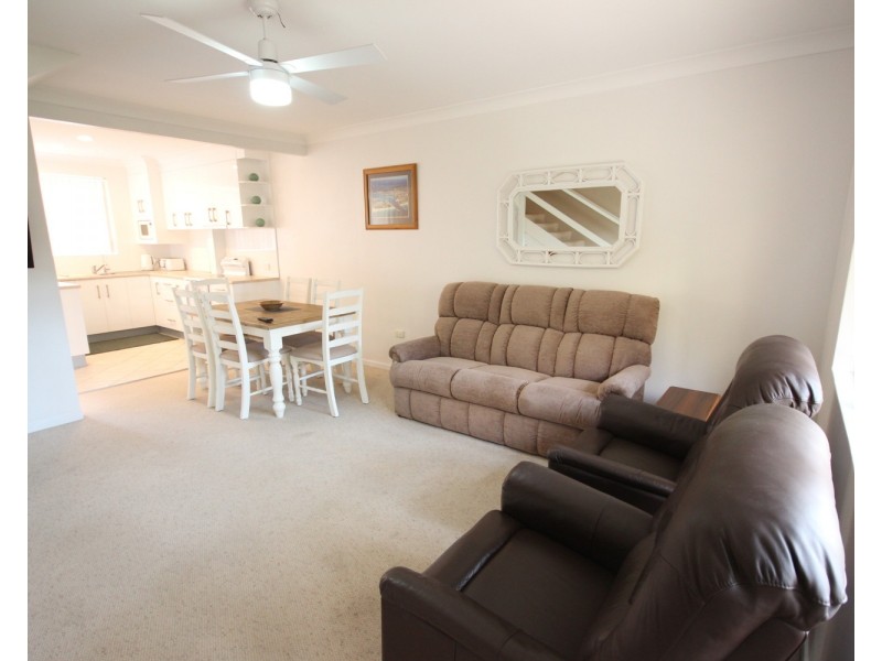 8/10 Wharf Street, Tuncurry NSW 2428