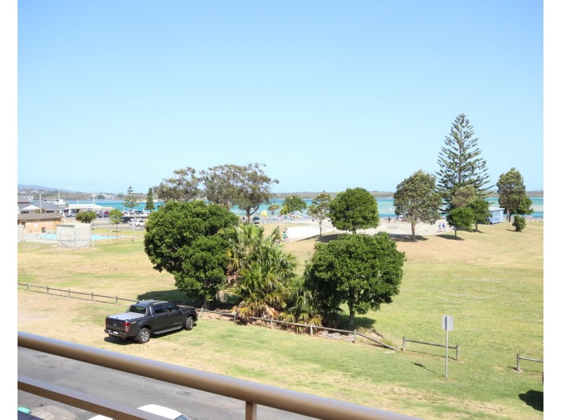 18/8 Taree Street, Tuncurry NSW 2428