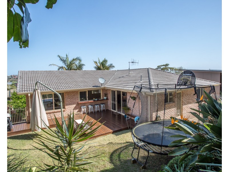 8 Bernhardt Close, Forster NSW 2428