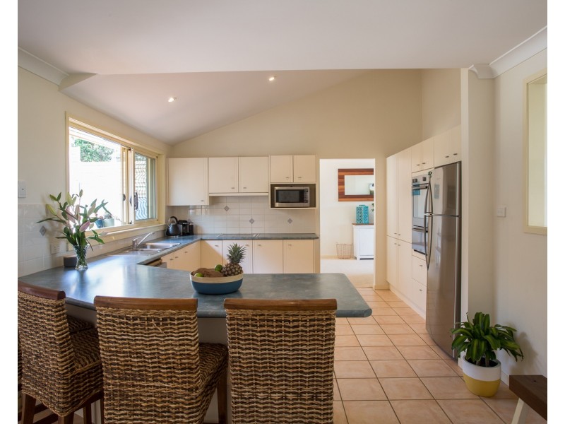 8 Bernhardt Close, Forster NSW 2428