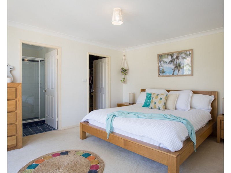 8 Bernhardt Close, Forster NSW 2428