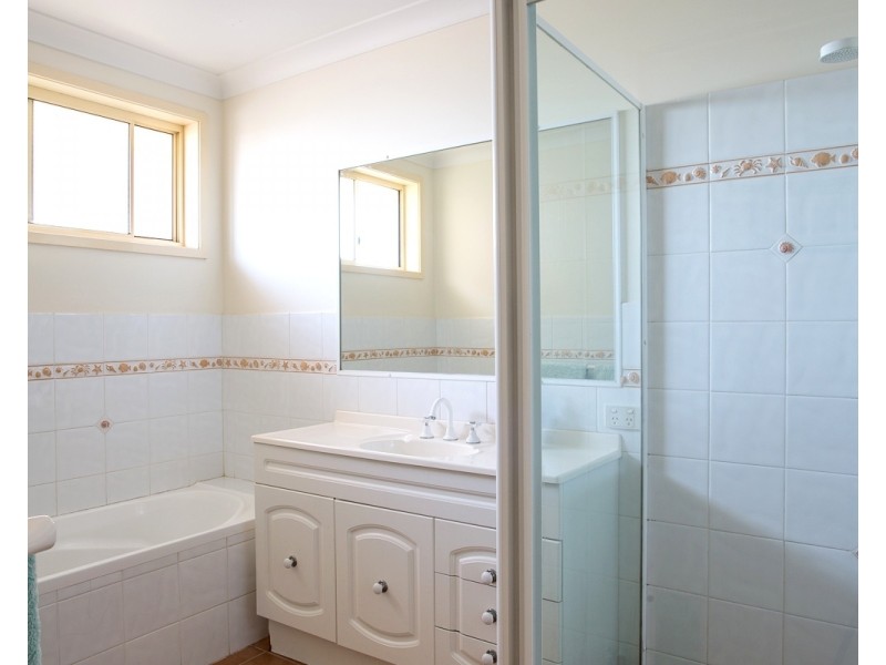 8 Bernhardt Close, Forster NSW 2428