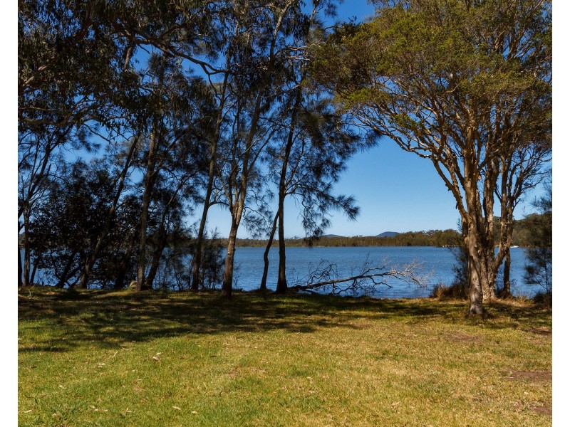 225 Burraneer Road, Coomba Park NSW 2428