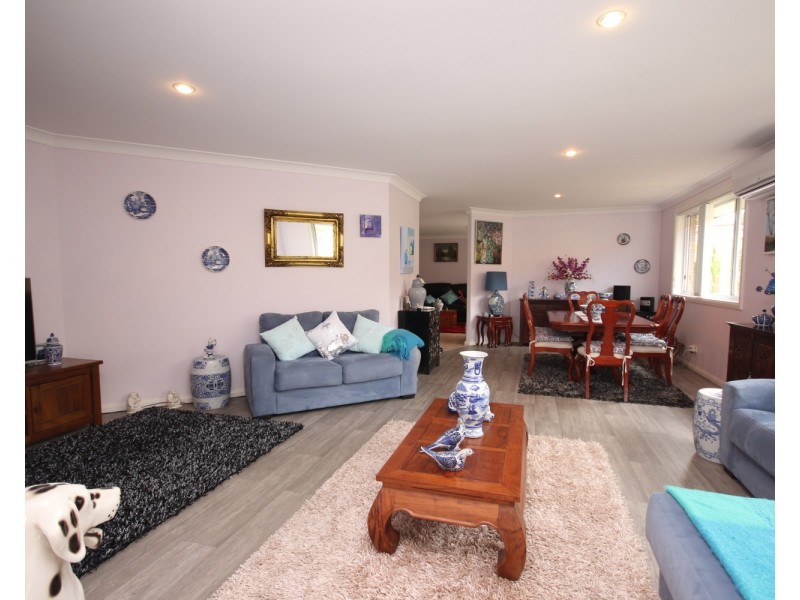 1 Robina Grove, Forster NSW 2428