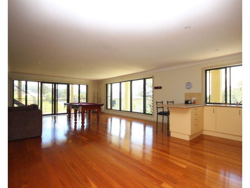 21 Headland Drive, Hallidays Point NSW 2430