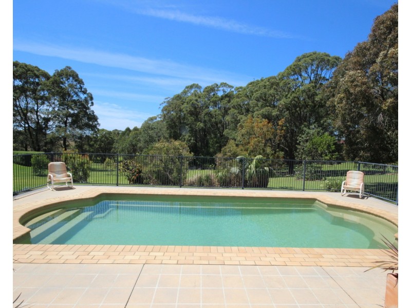21 Headland Drive, Hallidays Point NSW 2430
