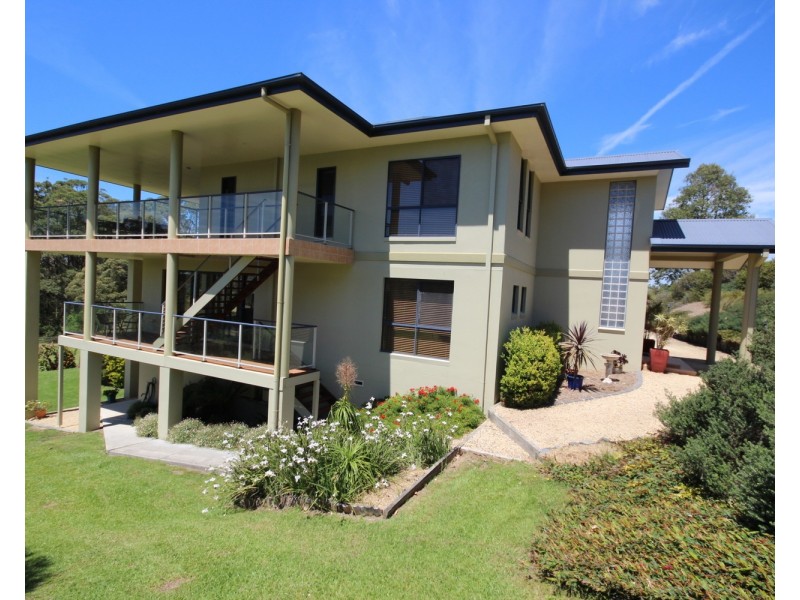 21 Headland Drive, Hallidays Point NSW 2430