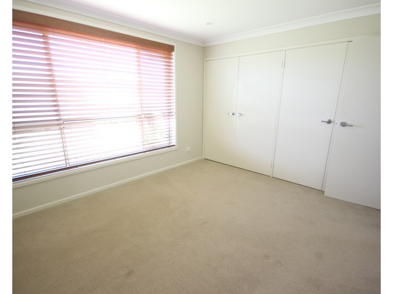 32 Mills Parade, Tuncurry NSW 2428