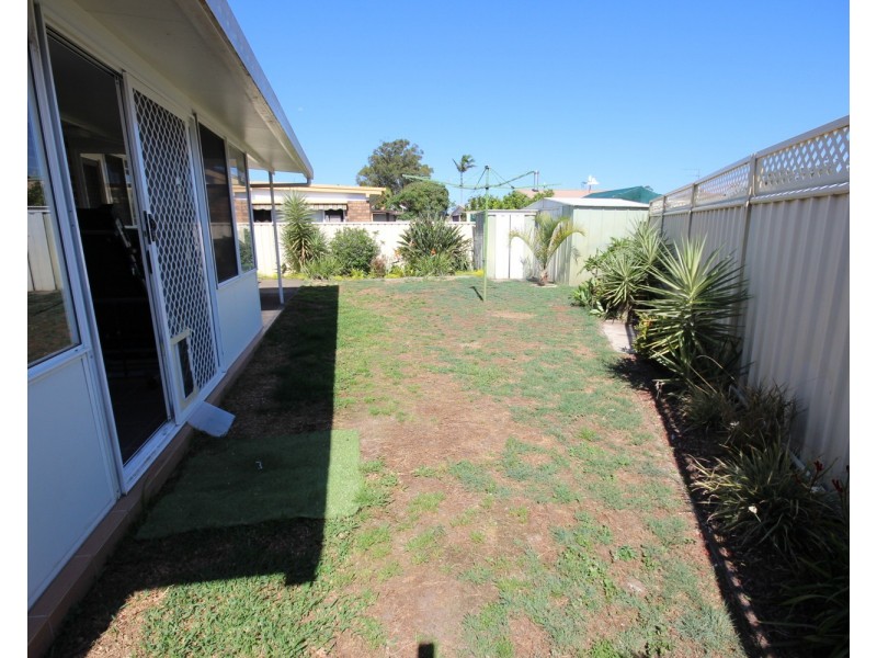 32 Mills Parade, Tuncurry NSW 2428