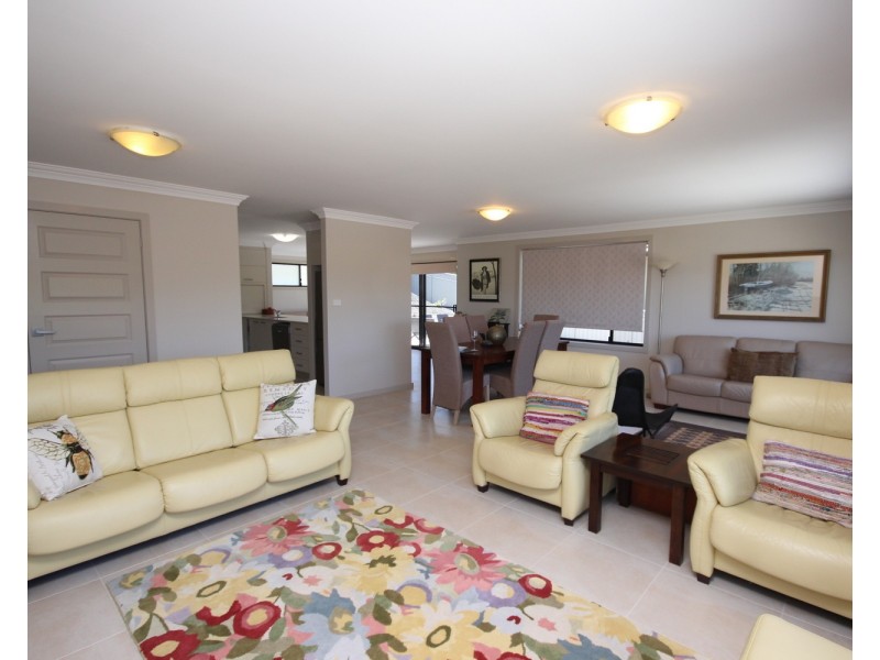 19 Pioneer Drive, Forster NSW 2428