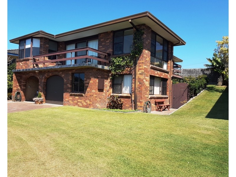 17 Palm Road, Forster NSW 2428