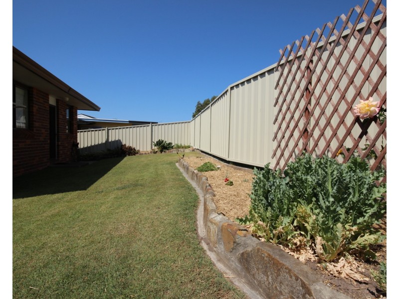 17 Palm Road, Forster NSW 2428