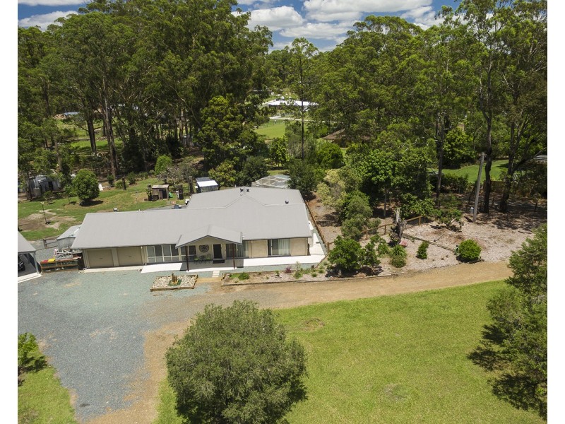 21 Woodlands Drive, Hallidays Point NSW 2430