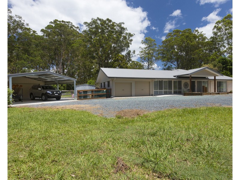 21 Woodlands Drive, Hallidays Point NSW 2430