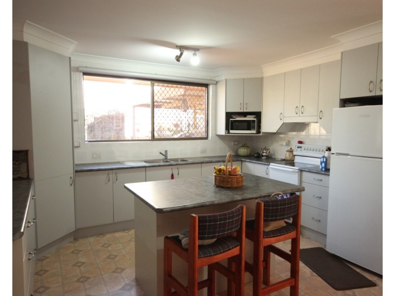 60 Pipers Bay Drive, Forster NSW 2428