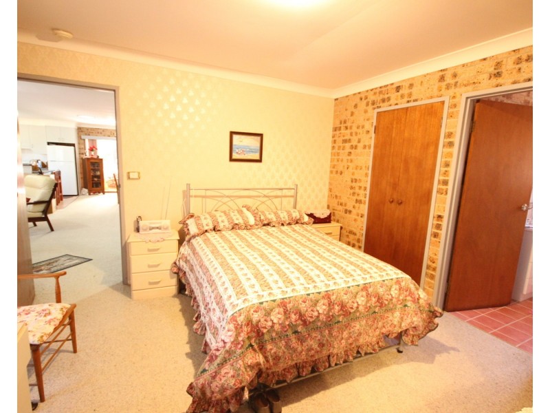 60 Pipers Bay Drive, Forster NSW 2428