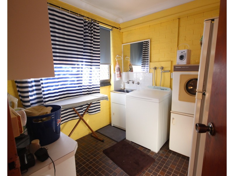 60 Pipers Bay Drive, Forster NSW 2428