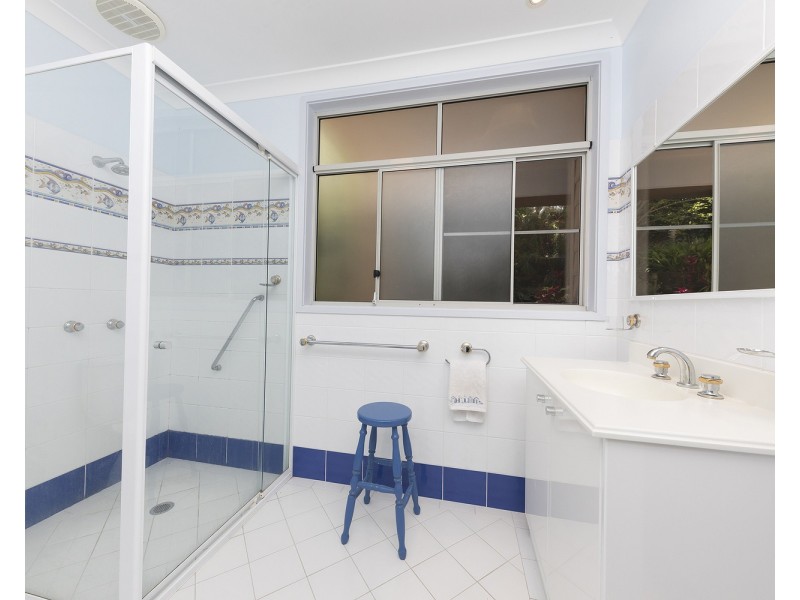 51 Green Point Drive, Green Point NSW 2428
