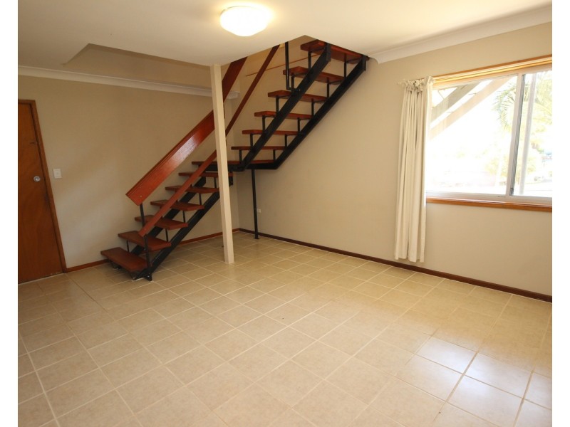 10 Godwin Street, Forster NSW 2428