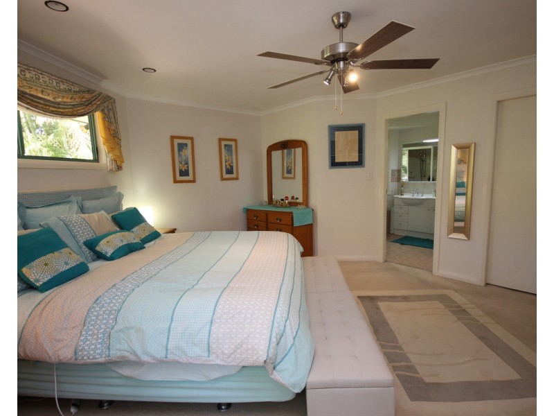 15 Hilltop Parkway, Tallwoods Village NSW 2430