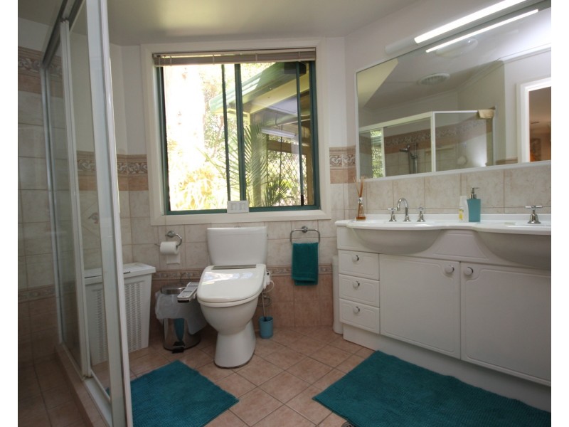 15 Hilltop Parkway, Tallwoods Village NSW 2430