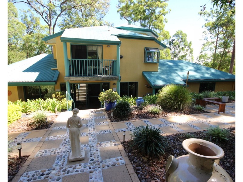 15 Hilltop Parkway, Tallwoods Village NSW 2430