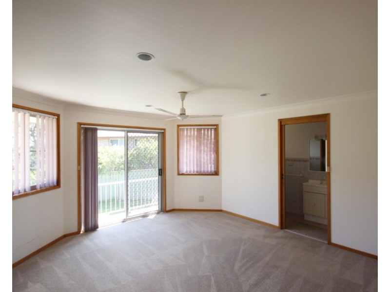 18 Greenview Close, Forster NSW 2428