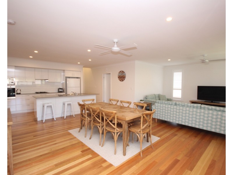 14B Pioneer Drive, Forster NSW 2428