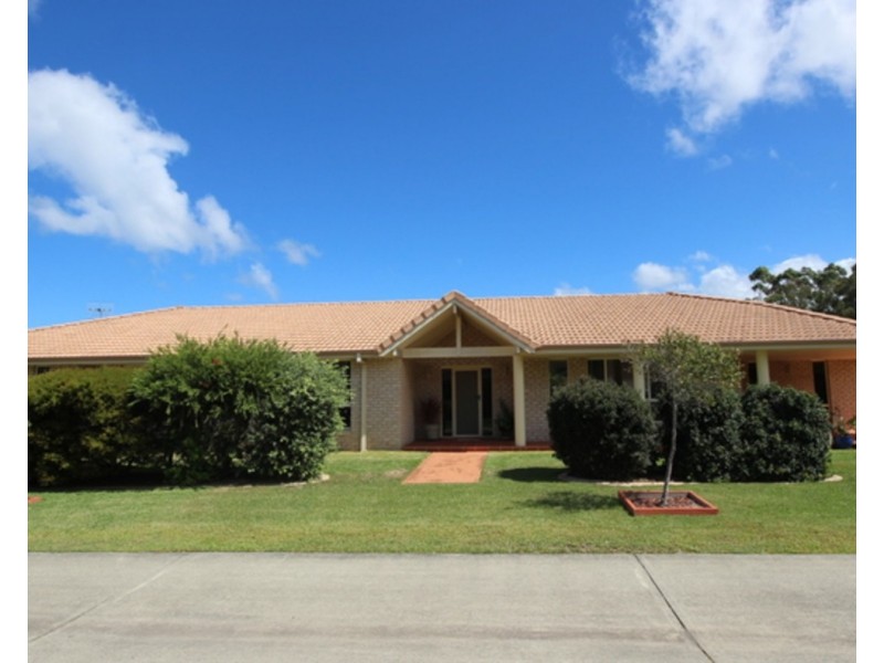 10 Benara Crescent, Forster NSW 2428
