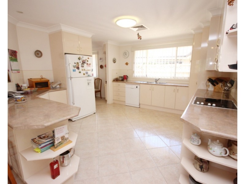 10 Benara Crescent, Forster NSW 2428