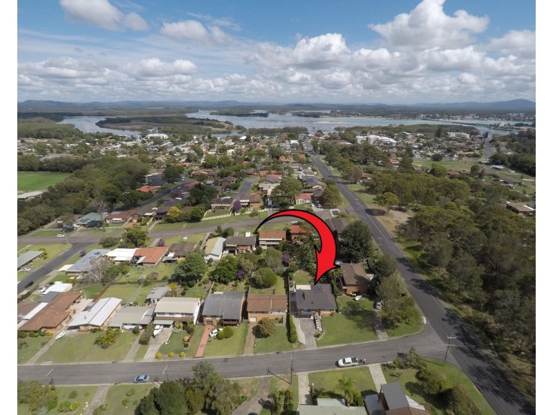3 Paradise Avenue, Forster NSW 2428