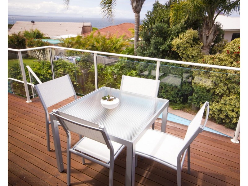 86 Lakeview Crescent, Forster NSW 2428