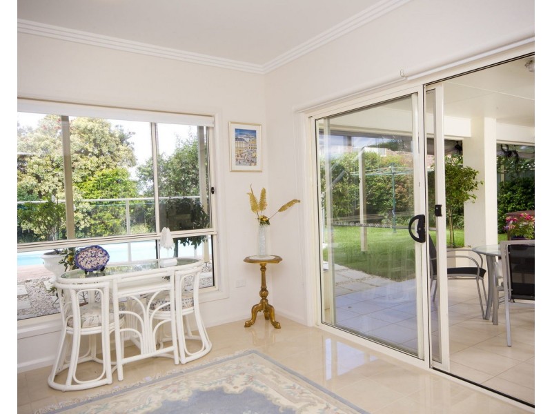 86 Lakeview Crescent, Forster NSW 2428