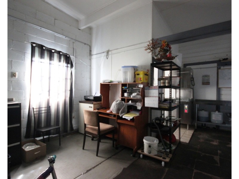 102 Manning Street, Tuncurry NSW 2428