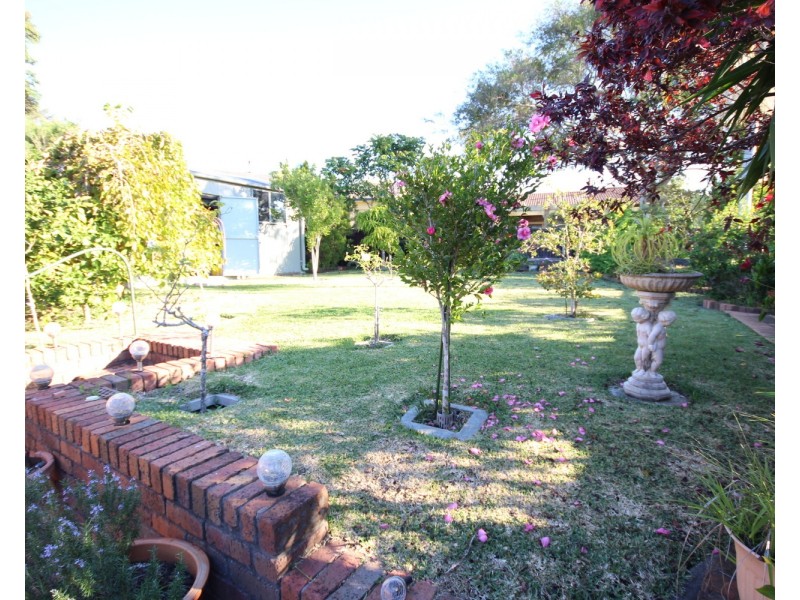 24 Kentia Drive, Forster NSW 2428