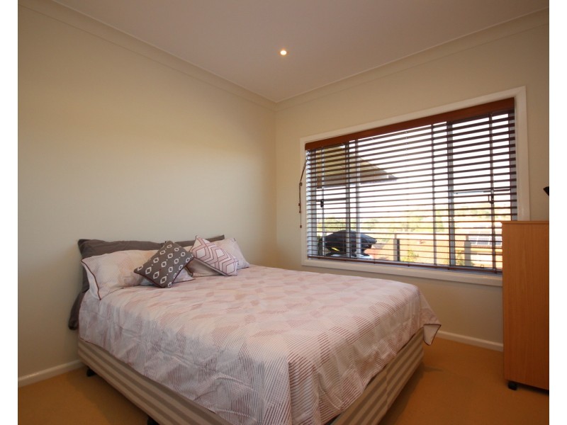 22 Colliton Parade, Forster NSW 2428