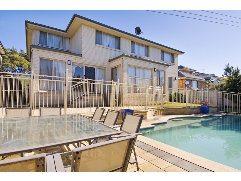 11 Lindrum (Lord St) Street, Belrose NSW 2085