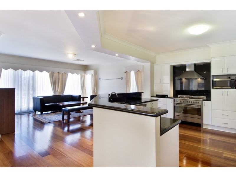 11 Lindrum (Lord St) Street, Belrose NSW 2085