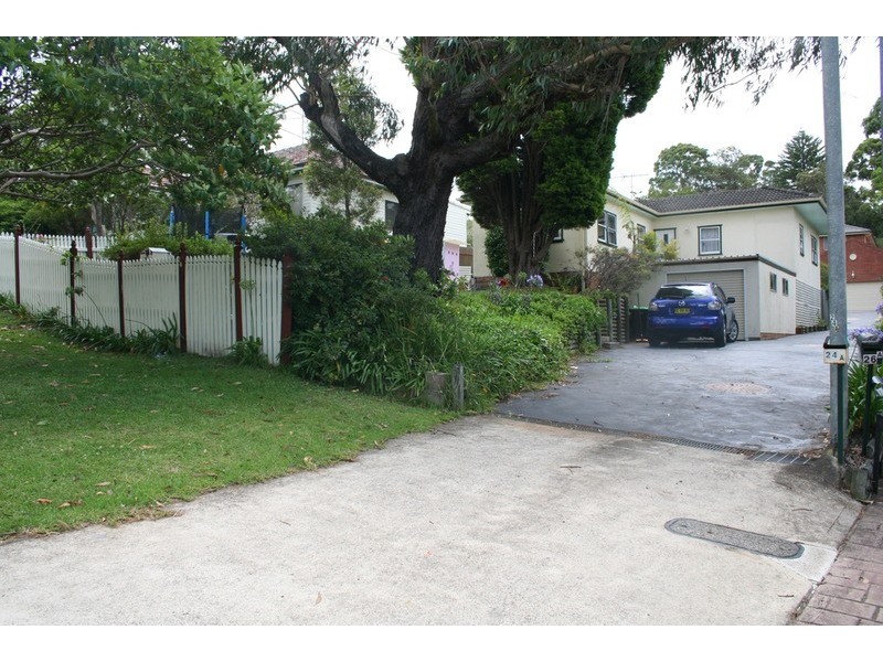 24 Woodlands Road, Forestville NSW 2087