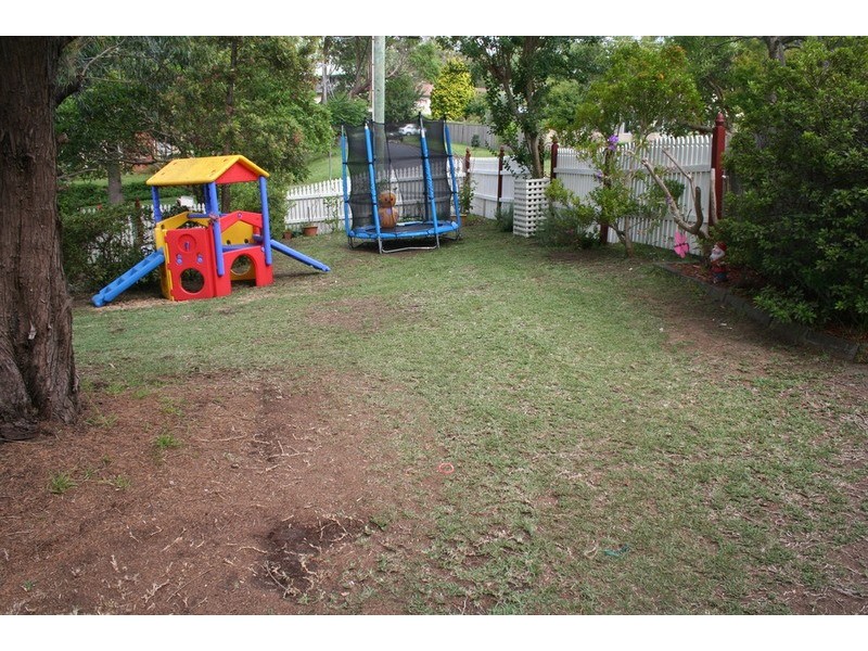 24 Woodlands Road, Forestville NSW 2087