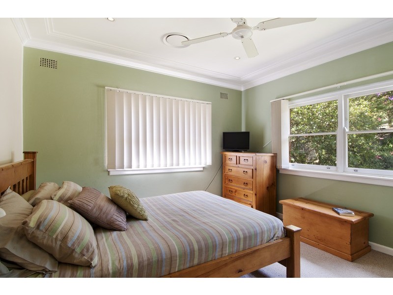 688 Warringah Road, Forestville NSW 2087