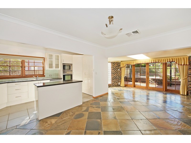 87 Consul North Road, Narraweena NSW 2099