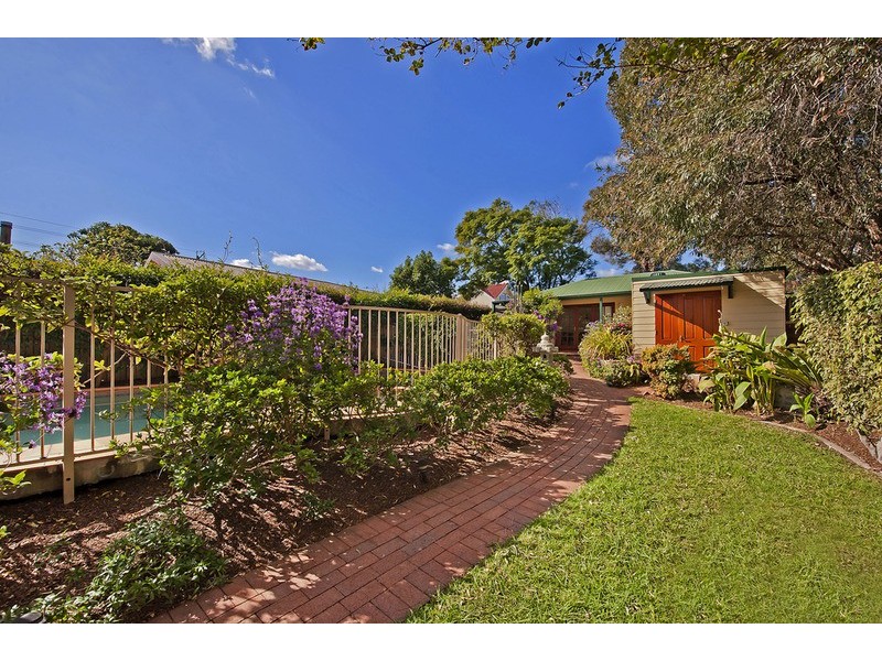 87 Consul North Road, Narraweena NSW 2099